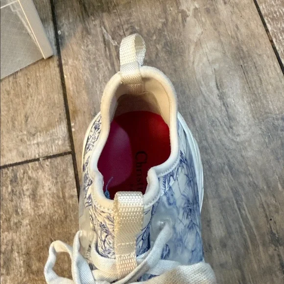 Dior Women's Sneakers - Cream and Blue - Picture 4 of 5